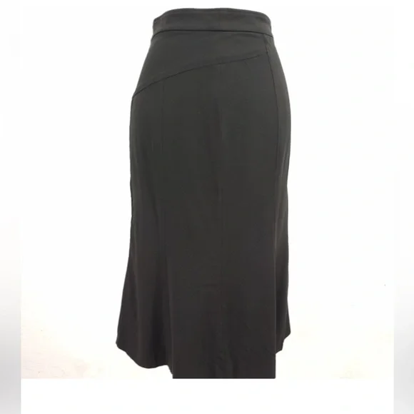 DOLCE & GABBANA KNEE LENGTH SKIRT (A422)